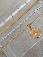 Afbeelding in Gallery-weergave laden, Small compass necklace
