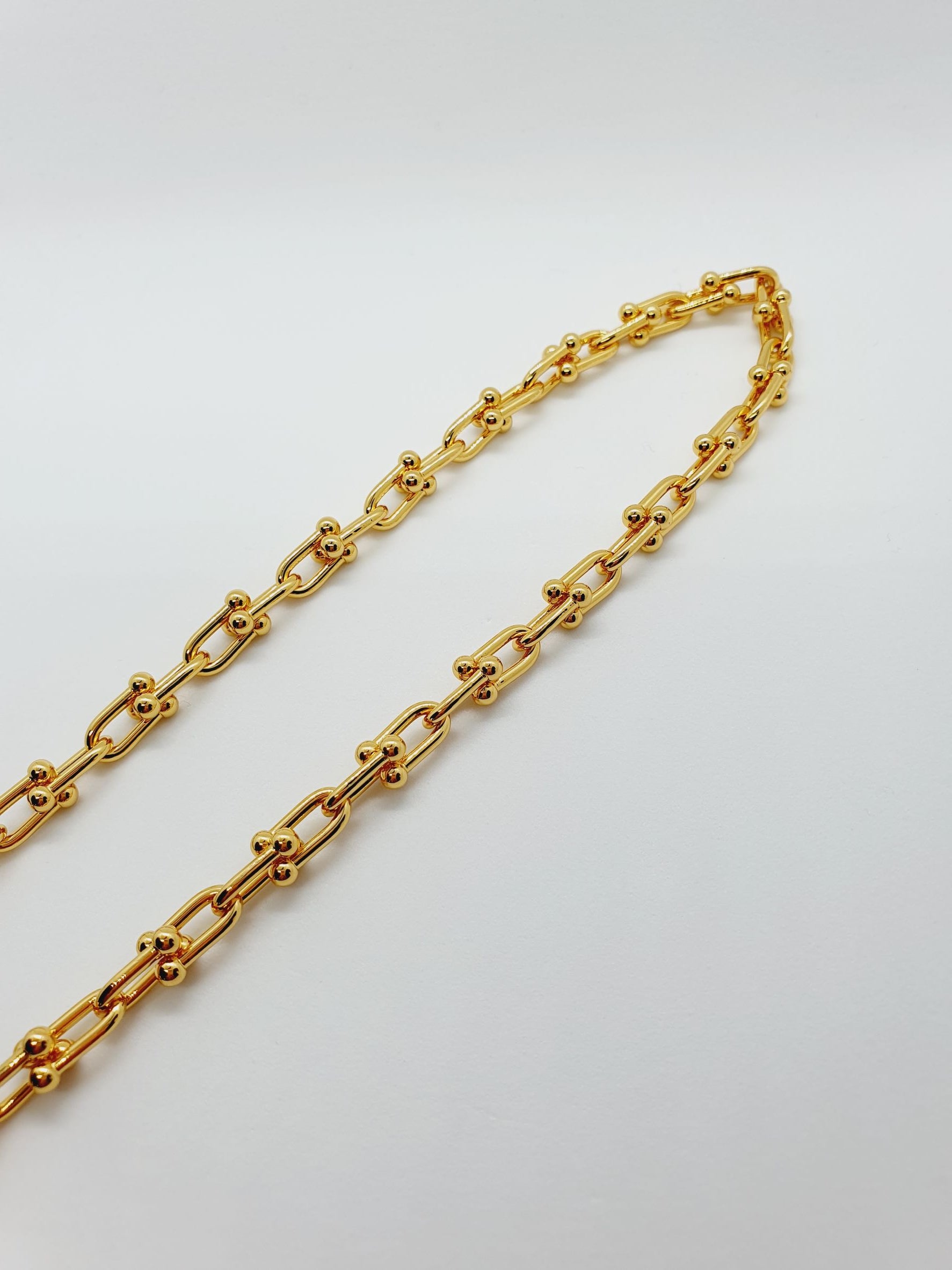 Suri chain necklace